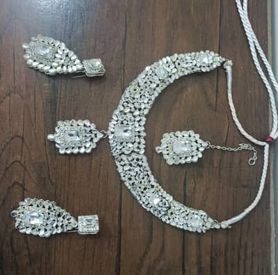 Bridel set and party ware set