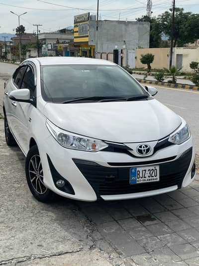 Toyota Yaris 1.5 Full option