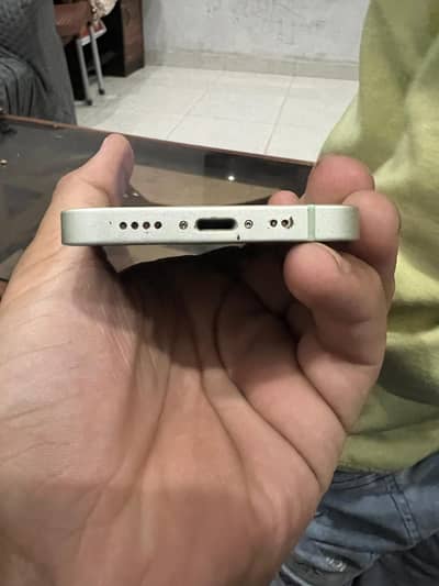 12 Mini 256 non active