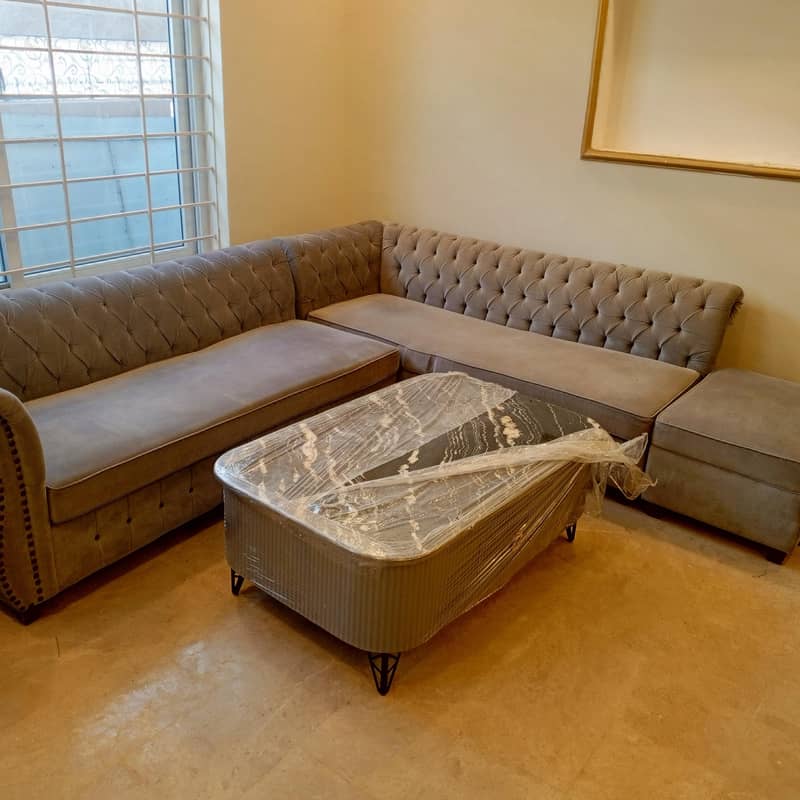 gray L shape 7 setter 1