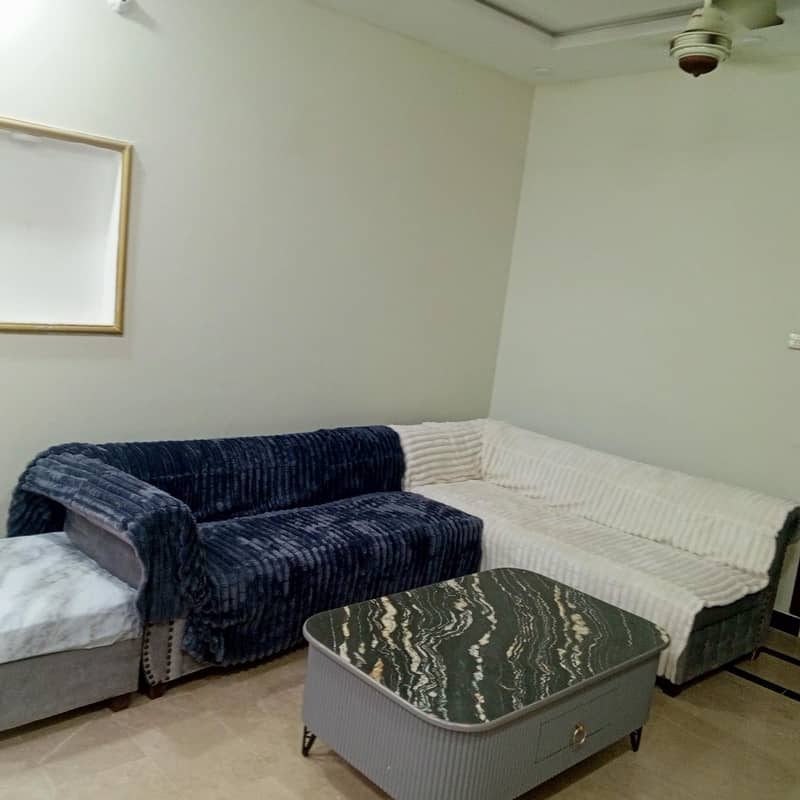 gray L shape 7 setter 2