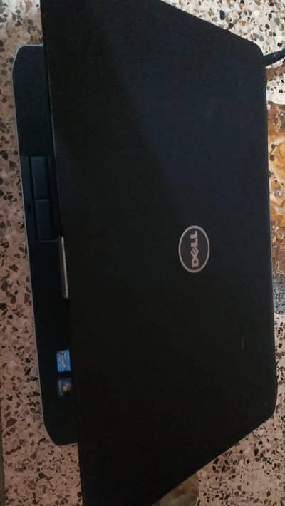 Dell latitude E5520
