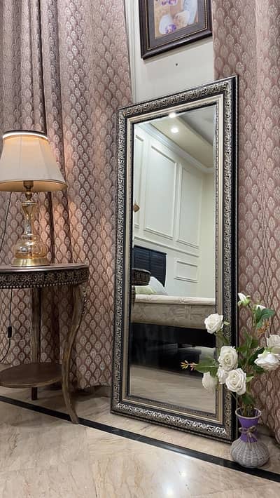 Luxury Decorative Full Length Wall  Mirror with Antique Frame-Dressing