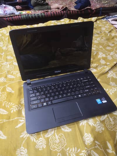 Haier i3 4th generation 6Gb ram 500Gb hard 3hours battery