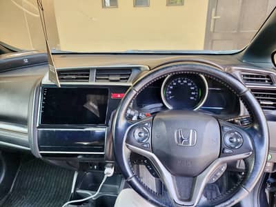 Honda FIT 2017 Hybrid (Honda Sensing Package)