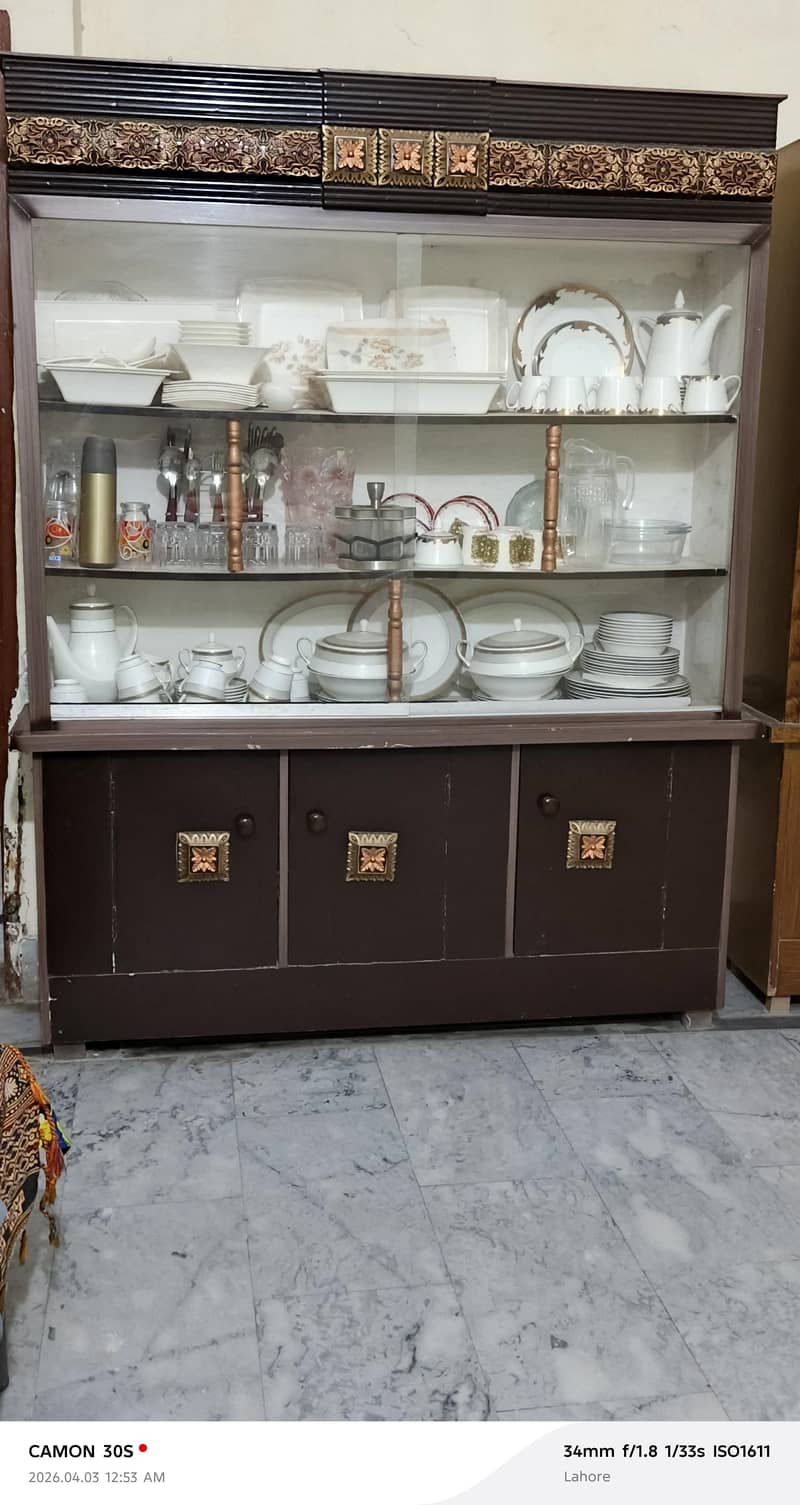 showcase. . . Devider 0