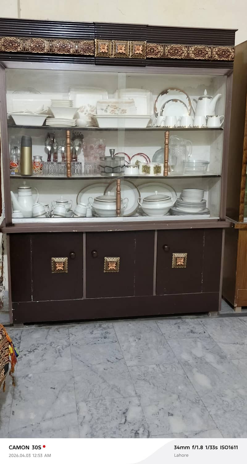 showcase. . . Devider 1