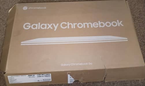 Samsung Galaxy Chromebook Go XE340XDA-KA2- 64GB  100% BATTERY-  NEW