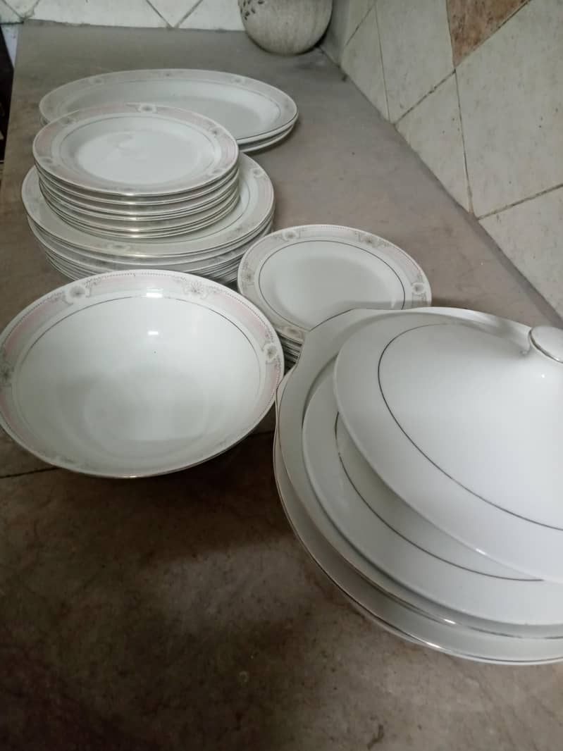 stone ware dinner set 1