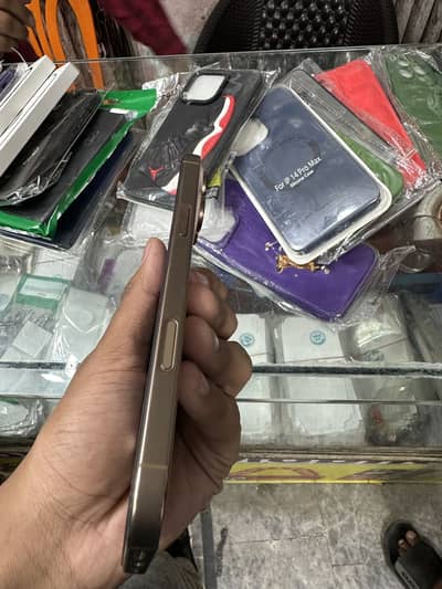 Iphone 16 pro max desert colour jv 256