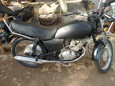 Suzuki GS 150 2016 model