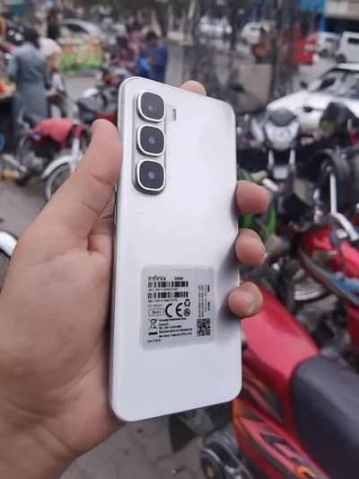 Infinix hot 60 pro plus 8Gb 256GB