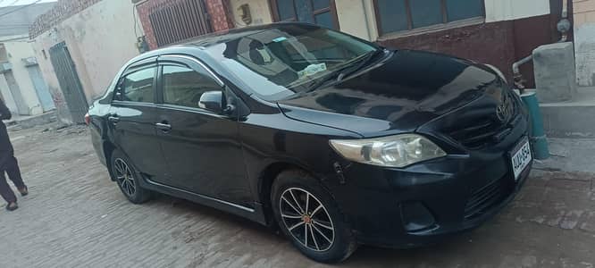 Toyota Corolla 2011 excellent fuel average