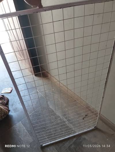 Mobile accessories hanger