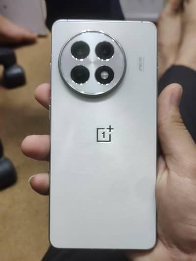 Oneplus 13r 12/256 official pta