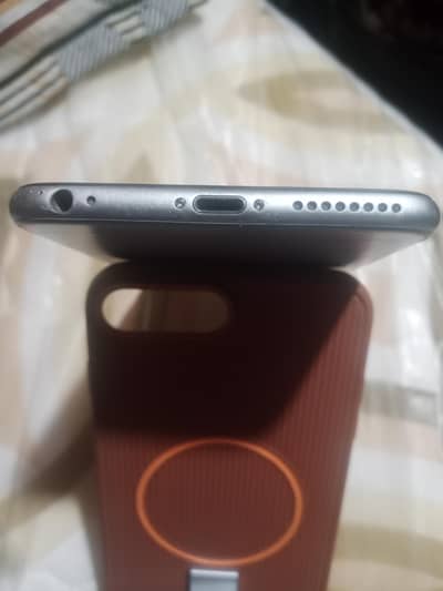 iphone 6S+ (Factory unlocked)