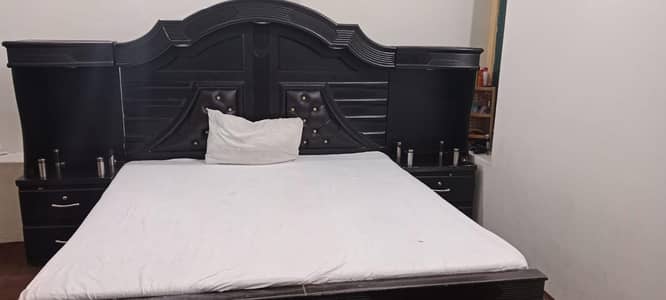 Bed with Dressing and Wood cabinets