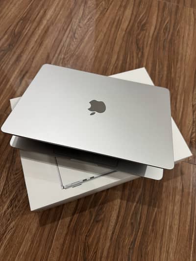 Macbook Air M2 2022