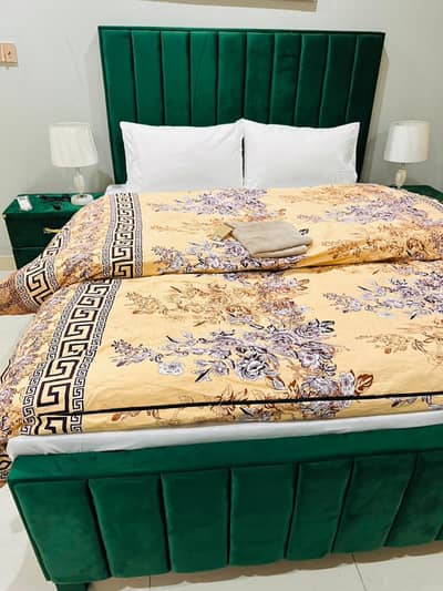 Daily basis 2 bad room furnished apartment and weekly available in Islamabad