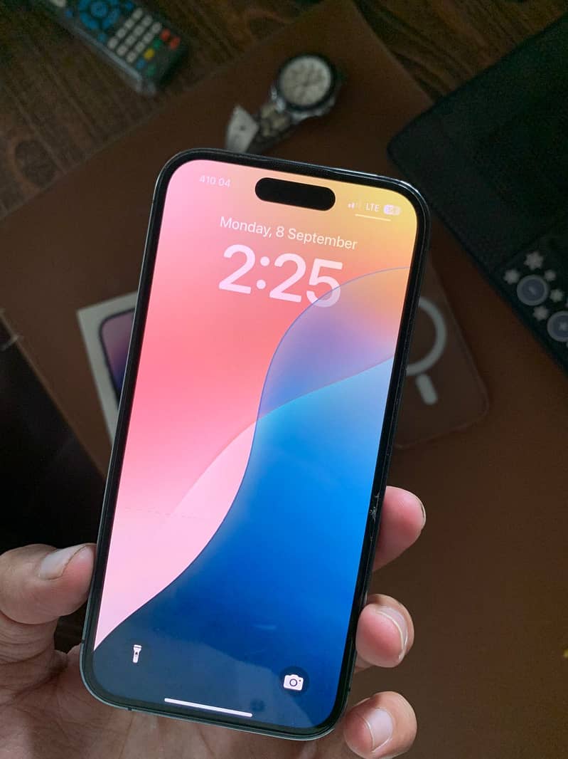 iPhone 14Pro Sim Working 0