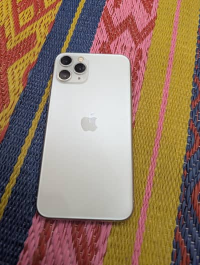 IPHONE 11 PRO 64GB  FACTORY UNLOCK