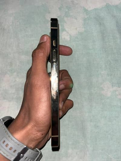 iPhone 13 Pro Factory unlock