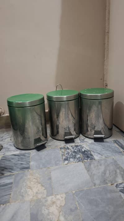 steel dustbin