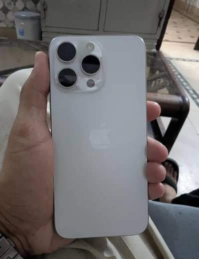 IPHONE 15 PRO MAX WITH BOX