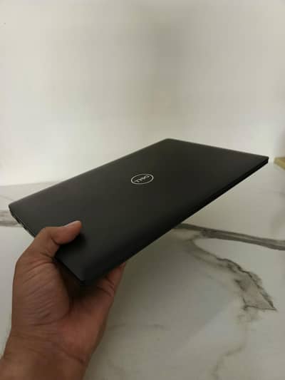 Dell Latitude 3301