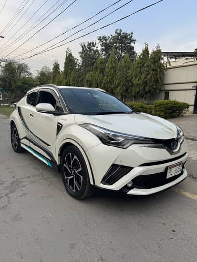 Toyota Chr GLed full option 17/22