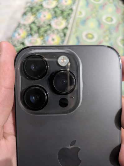 14 pro  factory unlocked 100 health