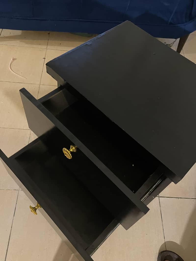 Bed + Dressing Table + Side Tables 10