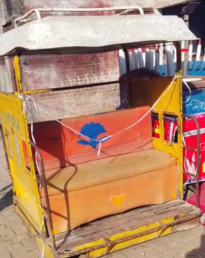 Chingchi Rickshaw Body For Urgent Sale