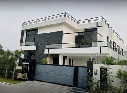 20 MARLA ELEGANT AND BRAND NEW SUPER HOT LOCATED BUNGALOW IS AVAILABLE IN THE BEST BLOCK OF DHA LAHORE.