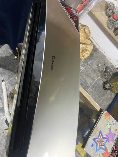Dawlance 1.5 ton ac good condition