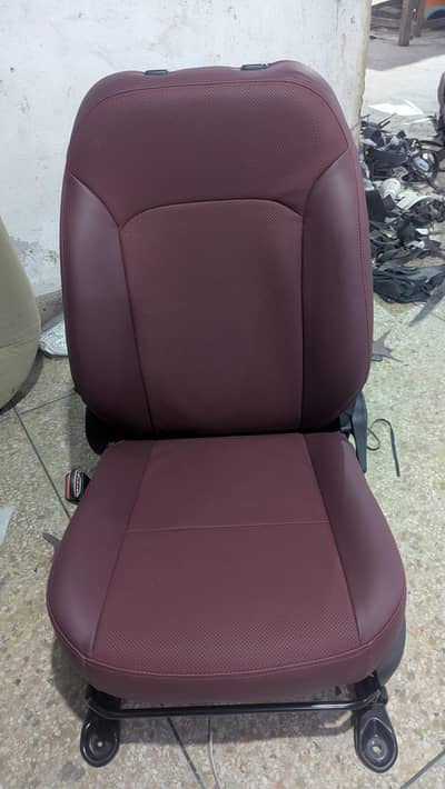 all cars seats poshish available