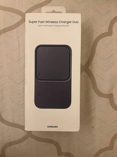 Super fast wireless charger Dou