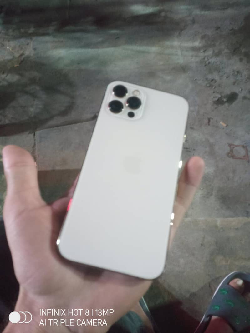 IPHONE 12 PRO 1