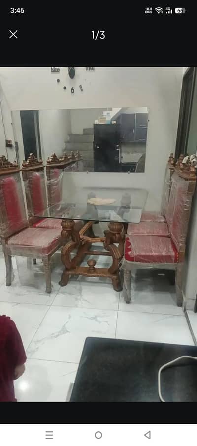 dinning table with 6 chairs