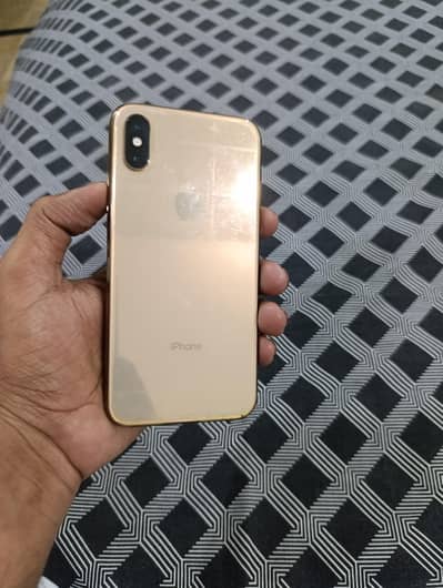 I phone xs 64 GB gold