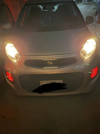 KIA picanto 2020 Model (Home Use Car) 0-3-0-7-5-1-9-2-0-0-0 whatsapp
