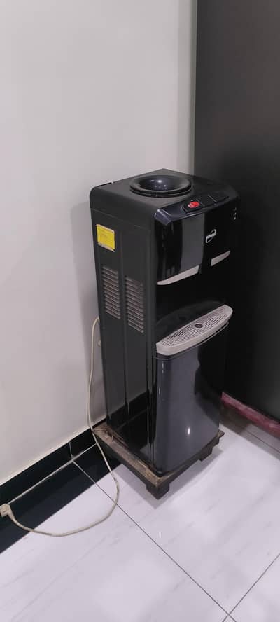 Water Dispenser