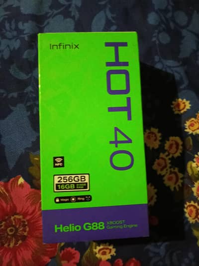 Infinix hot 40 with box charger