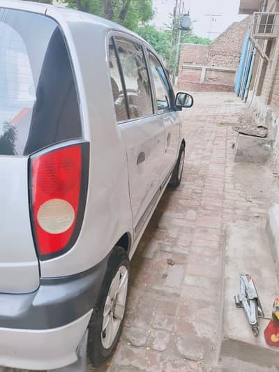 Hyundai Santro 2nd Owner.