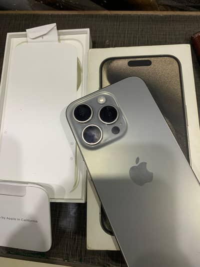 Iphone 15 pro jv with box