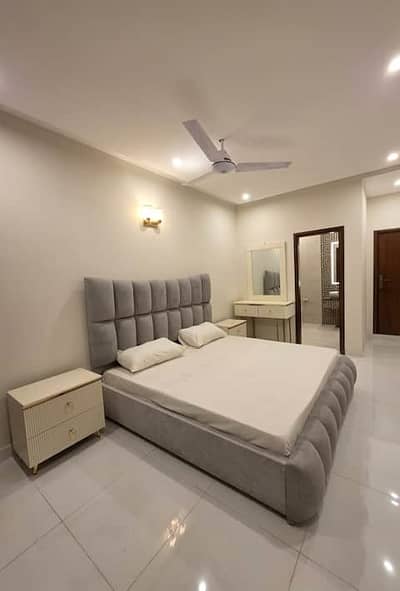 Luxury Apartment for Short Stay/full day Rent in Bahria Town Lahore
