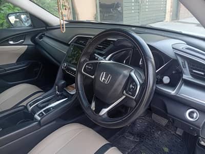 Honda Civic 2018 UG Total Genuine Red meter