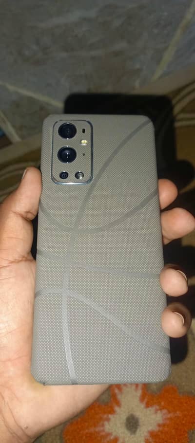 One plus 9 Pro 12 Gb Ram 256Memory