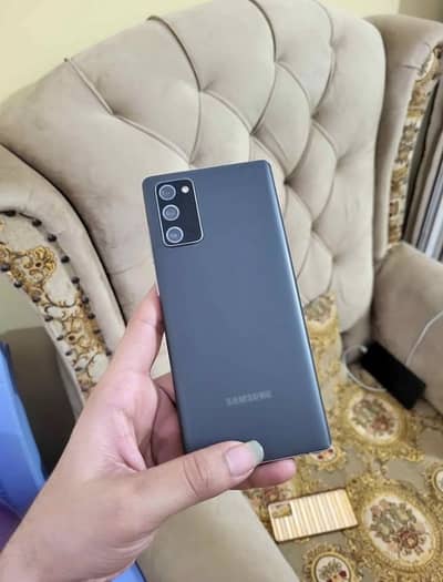 Samsung note 20.8/256