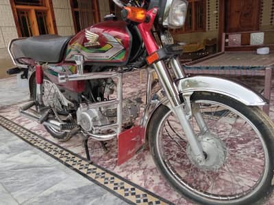 I am selling Honda cd 70 2023 model